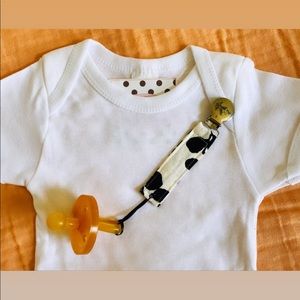 Linen Cow Print Baby Shortie Pacifier Binky Clip
